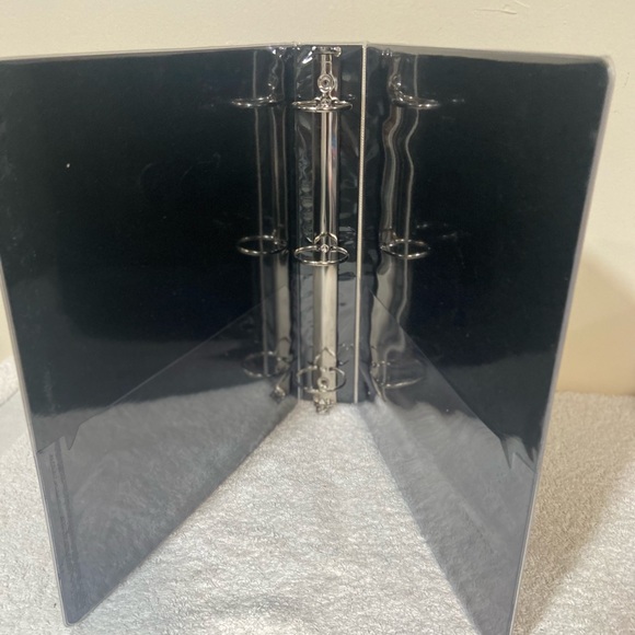 Divoga® Glitter 3-Ring Binder, 1" 1/2 in Round Rings, 3pk - Picture 6 of 8